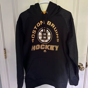 Black Boston Bruins hoodie